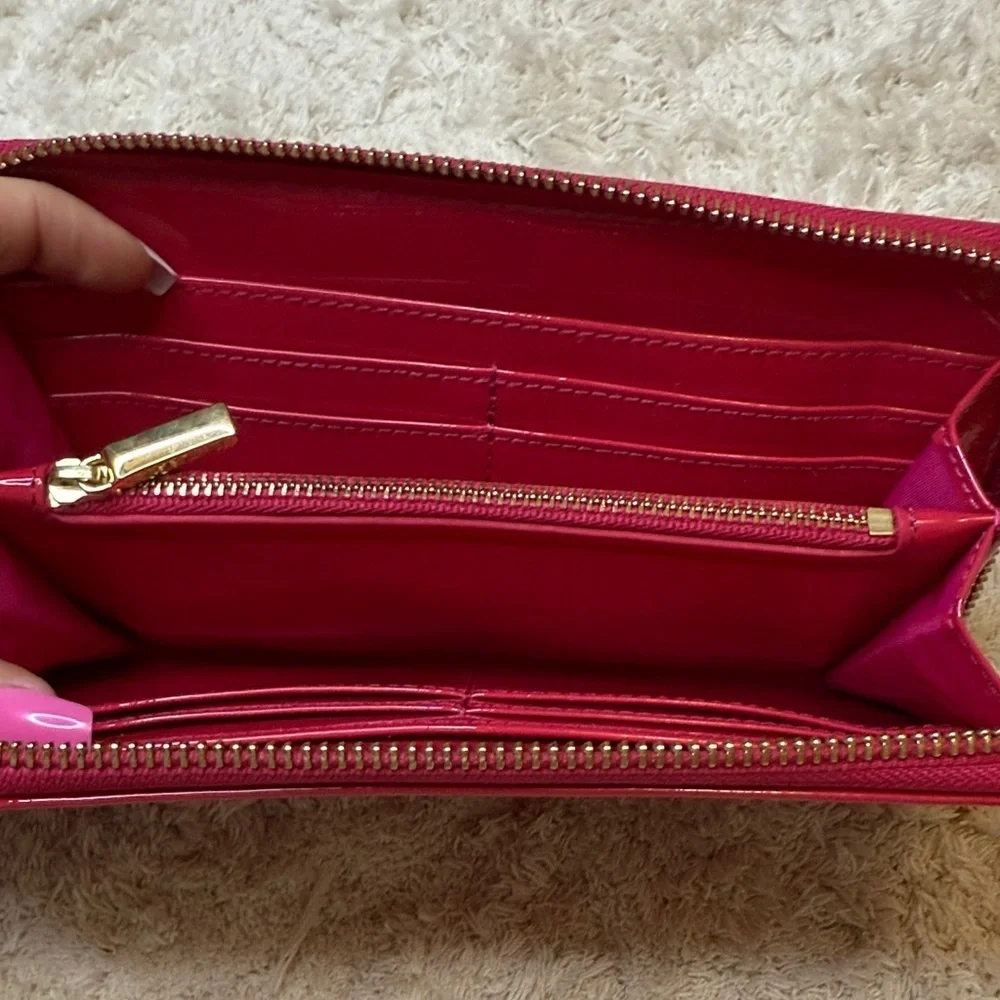 Tory Burch Fuchsia Patent Leather Zip Continental Wallet